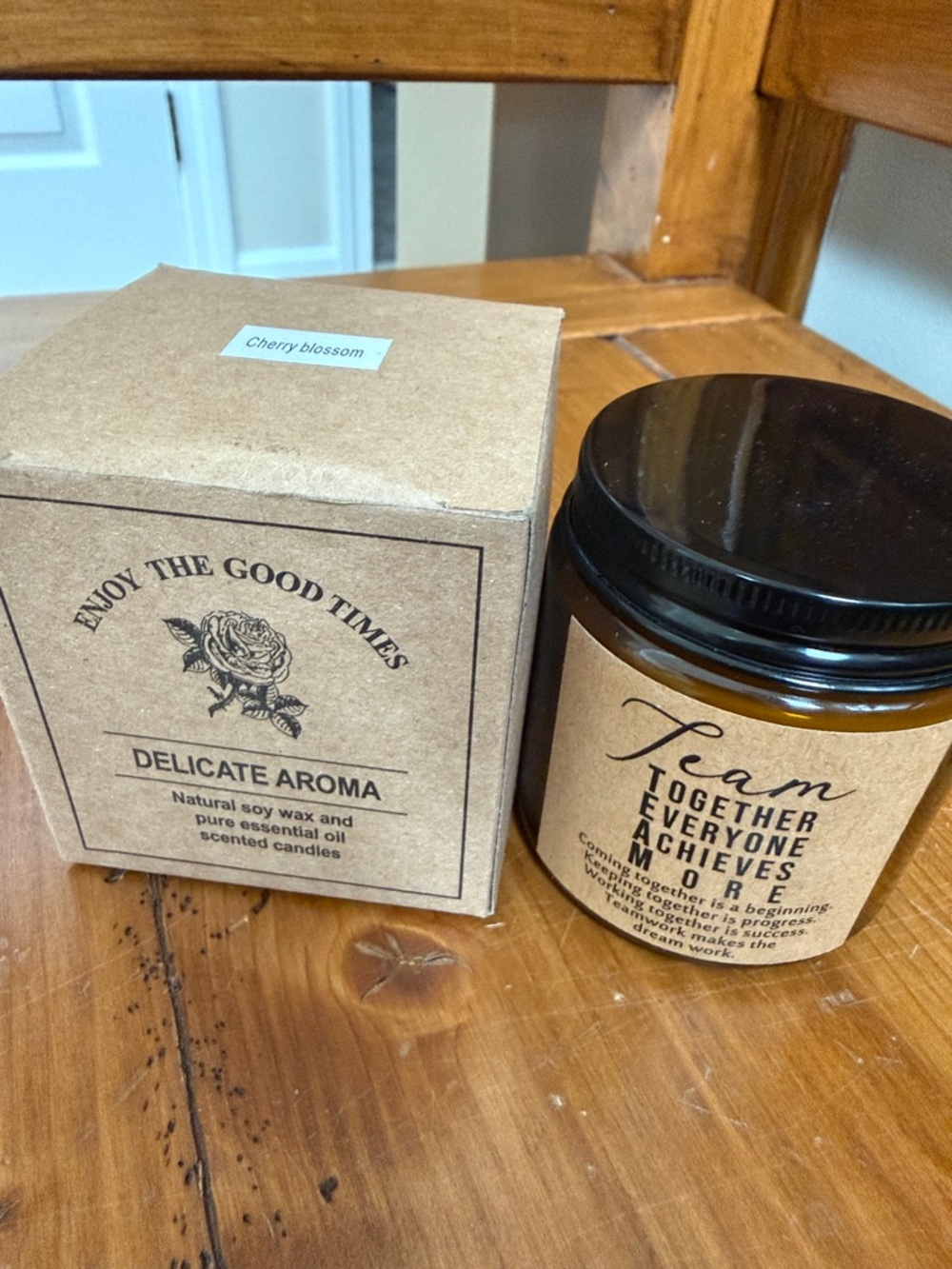 NEW Delicate Aroma Soy Candle Inspirational Team Acrostic